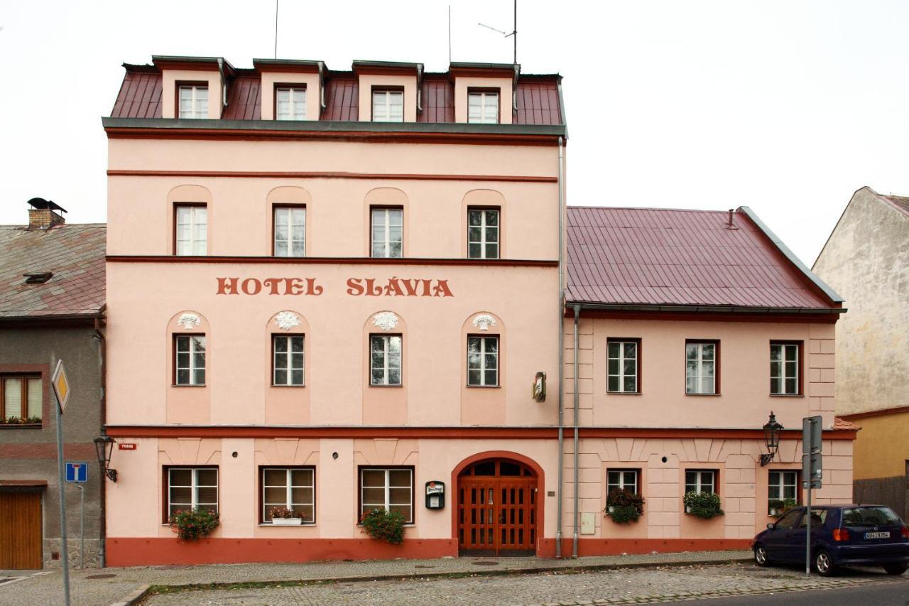 Hotel Slavie กลาชเตเรซ นาด โอห์รี ภายนอก รูปภาพ
