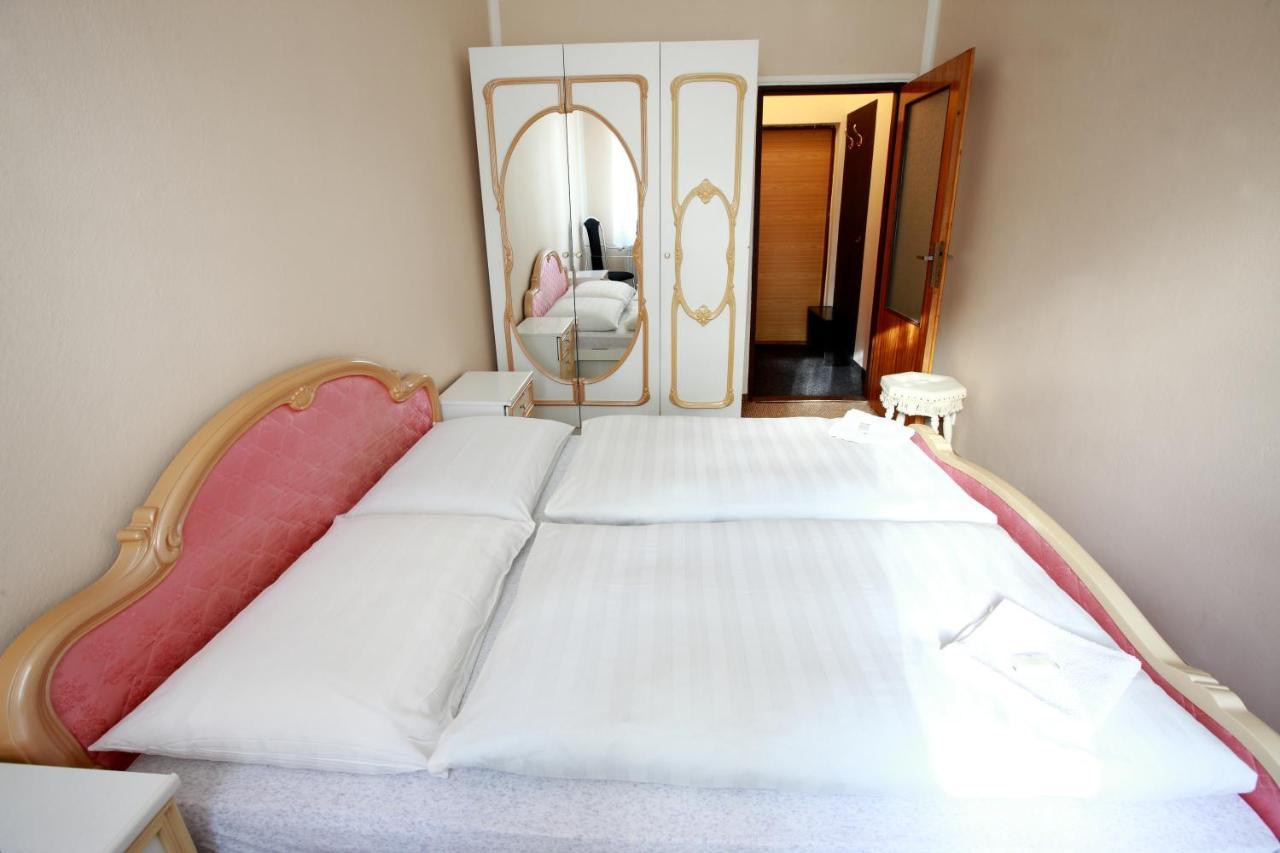 Hotel Slavie กลาชเตเรซ นาด โอห์รี ภายนอก รูปภาพ